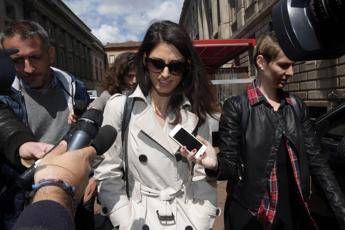 Dai trench ai 'button-down', il look dei candidati sindaco a Roma Dai trench ai 'button-down', il look dei candidati sindaco a Roma