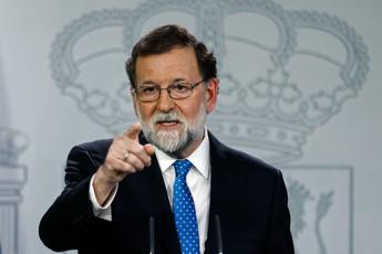 Spagna, ex premier Rajoy indagato per violazione lockdown