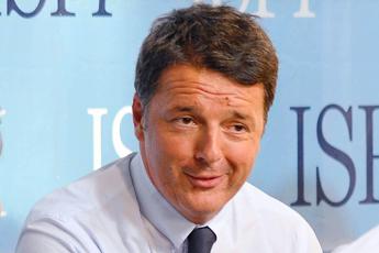 Renzi: Provare a prendere voti Forza Italia è dato di fatto