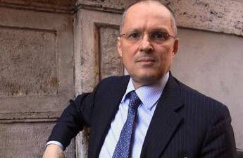 Ricciardi: Se contagi risalgono scuole ed elezioni a rischio