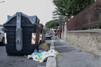 Emergenza rifiuti Roma, ecco l'ordinanza della Regione Lazio