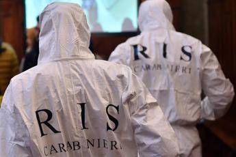 Bimbo muore strangolato con corda in casa Bimbo muore strangolato con corda in casa