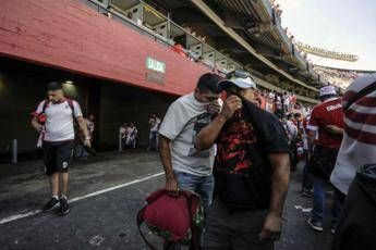 Assaltato bus Boca calciatori feriti