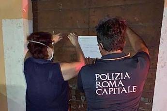 Roma, chiuso per assembramenti locale a luci rosse a Testaccio Roma, chiuso per assembramenti locale a luci rosse a Testaccio