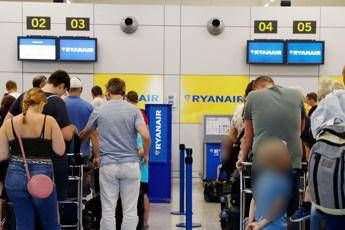 Ryanair taglia 400 voli Ryanair taglia 400 voli