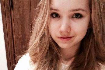 Chi è Naomi Seibt, l'anti-Greta Chi è Naomi Seibt, l'anti-Greta
