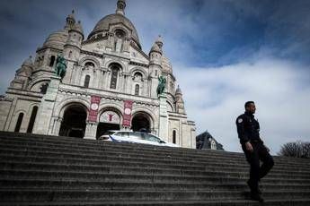 Coronavirus, a Parigi chiude Sacré Coeur: è la prima volta