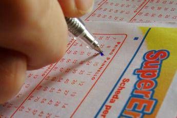 Coronavirus, stop a Lotto e Superenalotto Coronavirus, stop a Lotto e Superenalotto