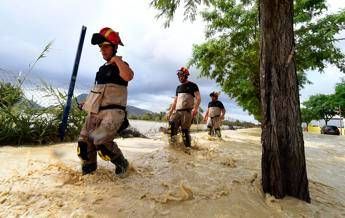 Nubifragi e inondazioni in Spagna: 5 morti Nubifragi e inondazioni in Spagna: 5 morti