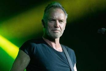 Sting annulla due concerti, sta male?