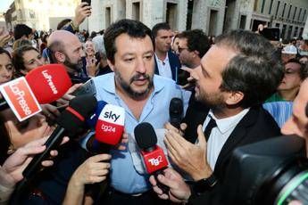 Salvini a Berlusconi: Parlare di fascismo non ha senso Salvini a Berlusconi: Parlare di fascismo non ha senso