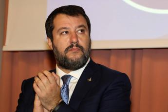 Sardine, Salvini: Coro 'odio Lega'? Rispondo con sorriso'