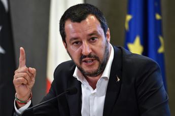 Dl Sicurezza, Salvini: Lamorgese annuncia modifica, vergogna