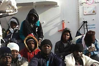 Coronavirus, per migranti Alan Kurdi quarantena su nave Croce rossa italiana Coronavirus, per migranti Alan Kurdi quarantena su nave Croce rossa italiana