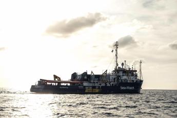 Sea-Watch: Bloccati in mare nell'indifferenza Ue