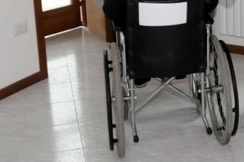Assegno invalidità civile totale aumenta dai 18 anni