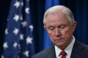 Usa, lascia il ministro di Giustizia Sessions Usa, lascia il ministro di Giustizia Sessions