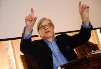 Sgarbi: Saviano è pericoloso Sgarbi: Saviano è pericoloso