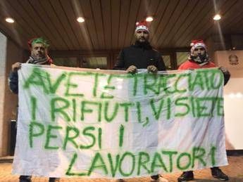 Sistri, lavoratori davanti a ministero Ambiente Sistri, lavoratori davanti a ministero Ambiente