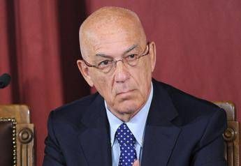 Coronavirus, Soro: Dalla App pochi rischi per privacy Coronavirus, Soro: Dalla App pochi rischi per privacy