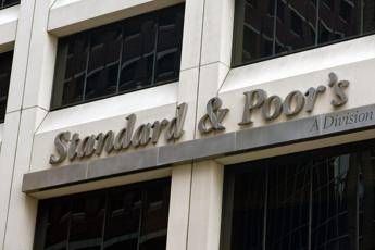 S&P conferma la tripla B- per l'Italia S&P conferma la tripla B- per l'Italia