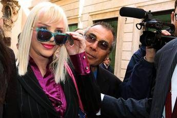 Vitalizi, Cicciolina si difende e attacca Di Maio: Bibitaro Vitalizi, Cicciolina si difende e attacca Di Maio: Bibitaro