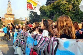 Studenti in piazza e domani corteo a Roma