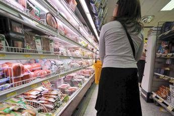 Arriva l'etichetta 'a batteria', risposta italiana al Nutri-score Arriva l'etichetta 'a batteria', risposta italiana al Nutri-score