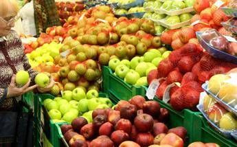 Francia, lotta a sprechi alimentari: nuove regole per i supermercati Francia, lotta a sprechi alimentari: nuove regole per i supermercati