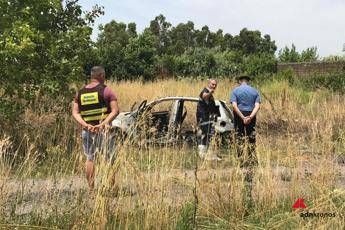 Corpi carbonizzati sono di un uomo e di una donna Corpi carbonizzati sono di un uomo e di una donna