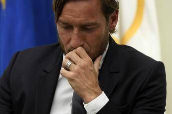 Devo dirti scusa e grazie, l'ultimo saluto di Totti al padre