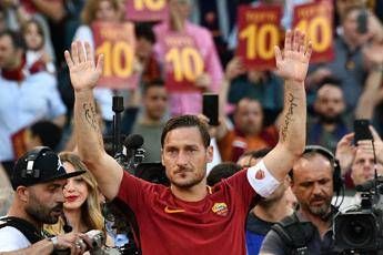 Totti e l'addio da brividi: E' arrivato il momento, ora ho paura Totti e l'addio da brividi: E' arrivato il momento, ora ho paura