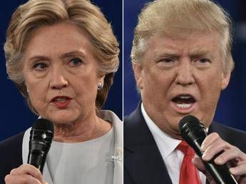 'New York Times': Fbi ha tenuto congelate indagini su Clinton e Trump 'New York Times': Fbi ha tenuto congelate indagini su Clinton e Trump