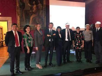 Politici e associazioni insieme per diritti pazienti cancro Politici e associazioni insieme per diritti pazienti cancro