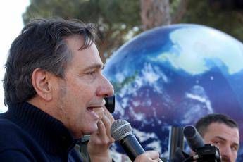 A 'Strabene' di Altroconsumo lo scienziato Mario Tozzi A 'Strabene' di Altroconsumo lo scienziato Mario Tozzi