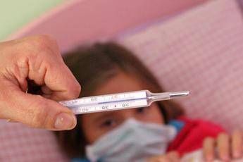 Più di 1 mln di italiani colpiti dall'influenza