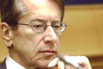 Francia, Terzi: Italia gestisca rapporto con prudenza e cautela Francia, Terzi: Italia gestisca rapporto con prudenza e cautela