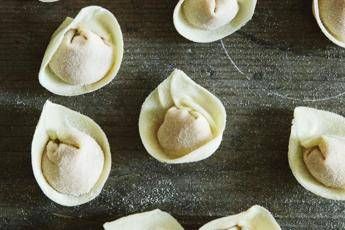 Chef Ivanna Barbieri: Tortellino è sacro, no a quello di pollo Chef Ivanna Barbieri: Tortellino è sacro, no a quello di pollo