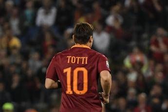 Totti: Addio alla maglia della Roma, non al calcio Totti: Addio alla maglia della Roma, non al calcio