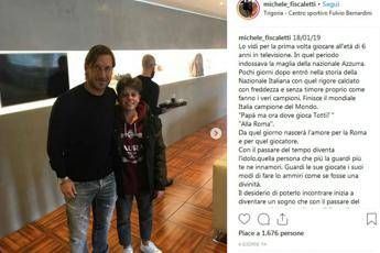 Tragedia Corinaldo, Michele esce dal coma e incontra Totti Tragedia Corinaldo, Michele esce dal coma e incontra Totti
