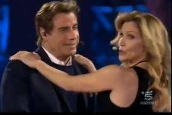 You're beautiful!, John 'travolto' da Lorella Cuccarini /Video You're beautiful!, John 'travolto' da Lorella Cuccarini /Video