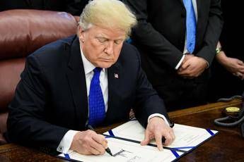 Trump crea il 'Comando Spaziale' Trump crea il 'Comando Spaziale'