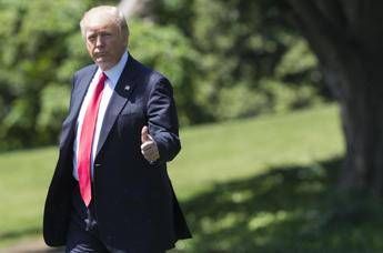 Trump 'apre' ai Clinton: Potrei chiedere consigli a Bill Trump 'apre' ai Clinton: Potrei chiedere consigli a Bill