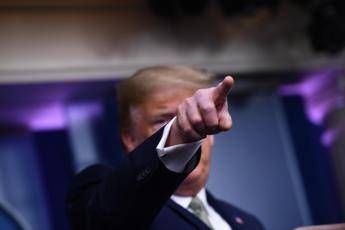 Coronavirus, Trump: Possibile stop fondi all'Oms Coronavirus, Trump: Possibile stop fondi all'Oms