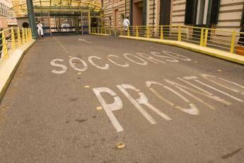 Roma, positivo al pronto soccorso dell'Umberto I Roma, positivo al pronto soccorso dell'Umberto I