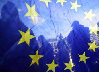 Conte a minivertice a 5 con Germania e Olanda, si cerca l'intesa Conte a minivertice a 5 con Germania e Olanda, si cerca l'intesa