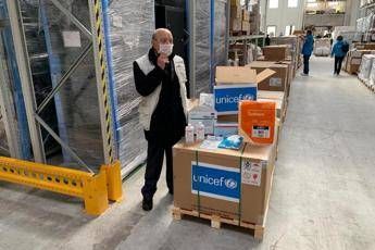 Coronavirus, Unicef: arrivato secondo carico di aiuti per l’Italia Coronavirus, Unicef: arrivato secondo carico di aiuti per l’Italia