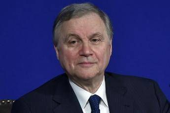 Visco: Economia italiana ristagna Visco: Economia italiana ristagna