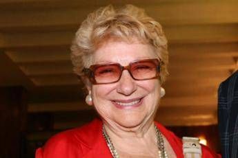 Addio a Valeria Valeri