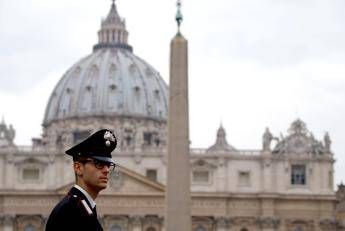 Vatican recalls diplomat from US amid child pornography probe Vatican recalls diplomat from US amid child pornography probe